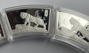 30 Gramm Silber Prooflike Samoa Lunar Tiger " Fächer " - erste Ausgabe in Kapsel - max. Mintage 1.500 ( diff.besteuert nach §25a UStG )