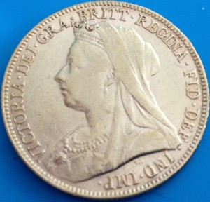 Sovereign - Victoria mit Schleier / Rückseite Georg ( 7,32 Gramm Gold fein )