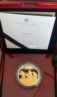 1 oz Gold Proof Royal Mint Grossbritannien " D-Day " 1944 inkl. Box / COA / " Coinbook "  ( max. 500 Stk / 510 Stl laut COA )