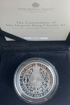 1 oz Silber UK Royal Mint PROOF New interpretation of the Royal Arms / Coronation of His Majesty King Charles III inkl. Booklet / COA / Box und Aussenkartonage ( diff.besteuert nach §25a UStG )